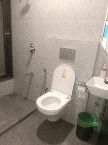 Common Bathroom Image of 890 Sq.ft 3 BHK Apartment / Flat for sale in Sri Arthaya, Kandivali West Mumbai for Rs. 22500000