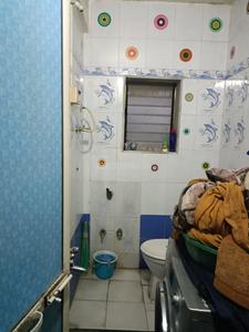 Bathroom Image of 970 Sq.ft 2 BHK Apartment / Flat for rent in Amli Ind. Estate Silvassa for Rs. 11000