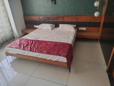 Bedroom Image of 1346 Sq.ft 3 BHK Apartment / Flat for rent in Balmukund Lavish, Kudasan Gandhinagar for Rs. 40000
