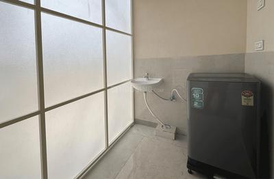 Balcony Image of 300 Sq.ft 1 RK Apartment / Flat for rent in HSR Layout Bengaluru for Rs. 26000