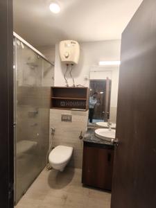 Bathroom Image of 2190 Sq.ft 3 BHK Apartment / Flat for rent in ACE Parkway, Sector 150 Noida for Rs. 50000
