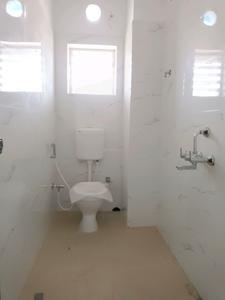 Common Bathroom Image of 750 Sq.ft 2 BHK Apartment / Flat for sale in Kamdahari Kolkata for Rs. 2750000