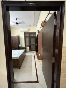 Image of 840 Sq.ft 1 BHK Builder Floor for rent in Shalimar Bagh, New Delhi for Rs. 20000