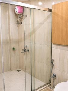 Bathroom Image of 2400 Sq.ft 3 BHK Apartment / Flat for sale in BJB Nagar Bhubaneswar for Rs. 27000000