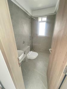 Bathroom Image of 869 Sq.ft 2 BHK Apartment / Flat for rent in Shree Naman Premier, Andheri East Mumbai for Rs. 65000
