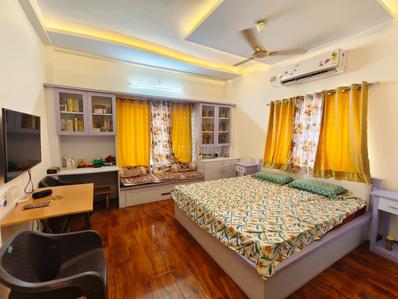 Bedroom Image of 2100 Sq.ft 3 BHK Duplex for sale in Nipania Indore for Rs. 13000000