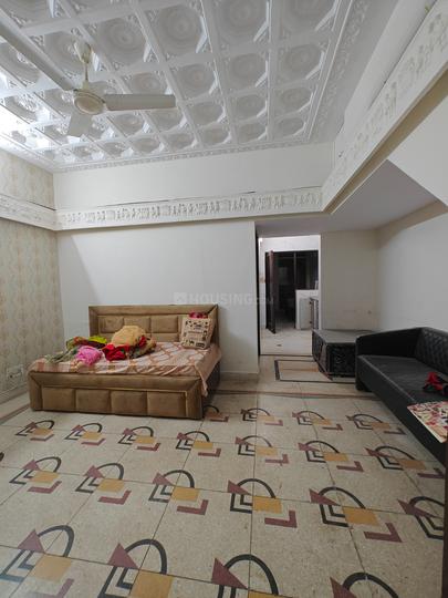 Shalimar Bagh Bedroom 1