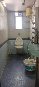 Bathroom Image of 850 Sq.ft 2 BHK Apartment / Flat for rent in Kalyan Complex, Andheri West Mumbai for Rs. 68000