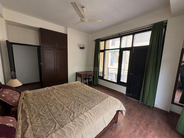 Sharda Sadan Bedroom 1