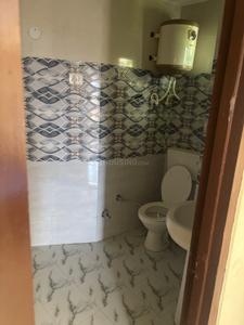 Bathroom Image of 2500 Sq.ft 2 BHK Builder Floor for rent in Udhampur Town Udhampur for Rs. 15000