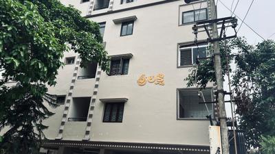Image of 1305 Sq.ft 3 BHK Apartment / Flat for sale in Veterinary Colony, Vijayawada for Rs. 7100000