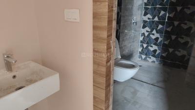 Bathroom Image of 1550 Sq.ft 3 BHK Apartment / Flat for rent in Danapur Patna for Rs. 20000