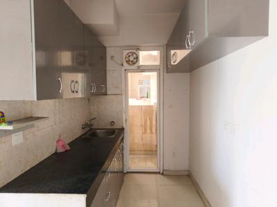 Kitchen Image of 700 Sq.ft 2 BHK Apartment / Flat for sale in Signature Global The Millennia, Sector 37D Gurgaon for Rs. 7000000