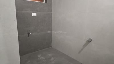 Bathroom Image of 2000 Sq.ft 3 BHK Independent House for rent in Banjara Hills Hyderabad for Rs. 60000
