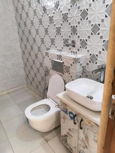 Common Bathroom Image of 3240 Sq.ft 4 BHK Builder Floor for sale in Palam Vihar Gurgaon for Rs. 45100000