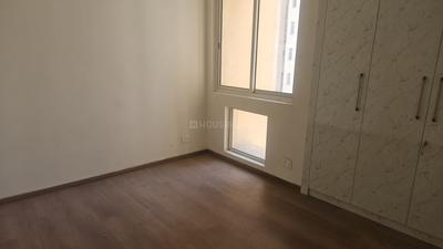 3 BHK Semi Furnished Flat