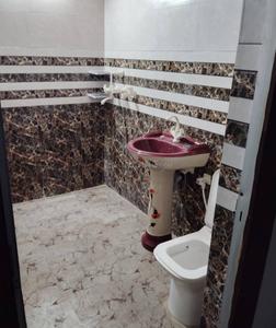 Bathroom Image of 1200 Sq.ft 3 BHK Apartment / Flat for rent in Beriwal Shriji Shivasha Estate, Girdharpur Mathura for Rs. 17000