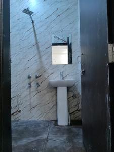 Bathroom Image of 250 Sq.ft 1 RK Independent House for rent in Mahipalpur New Delhi for Rs. 12000