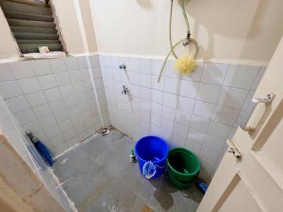 Bathroom Image of 620 Sq.ft 1 BHK Apartment / Flat for rent in Erandwane Pune for Rs. 20500