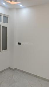 Bedroom Image of 990 Sq.ft 3 BHK Builder Floor for sale in Laxmi Nagar New Delhi for Rs. 15000000