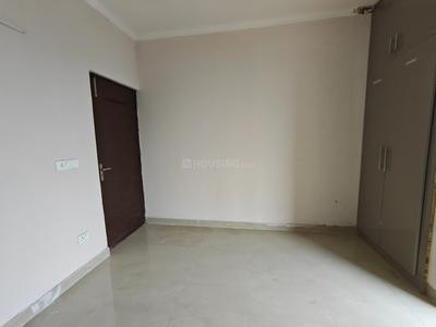 Bedroom Image of 1115 Sq.ft 3 BHK Apartment / Flat for rent in NBCC Golf Homes, Noida Extension Greater Noida for Rs. 21990