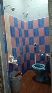 Bathroom Image of 900 Sq.ft 2 BHK Independent House for rent in Kaveripakkam Ranipet for Rs. 8000