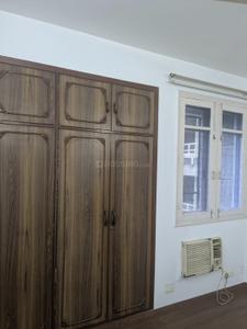 Bedroom Image of 1250 Sq.ft 2.5 BHK Apartment / Flat for rent in Mavilla Apartment, Mayur Vihar Phase 1 New Delhi for Rs. 50000