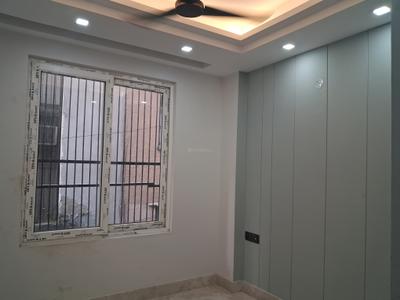 Bedroom Image of 1350 Sq.ft 3 BHK Builder Floor for sale in Paschim Vihar New Delhi for Rs. 27000000
