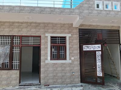 Image of 750 Sq.ft 3 BHK Independent House for sale in Girdharpur, Greater Noida for Rs. 4940000
