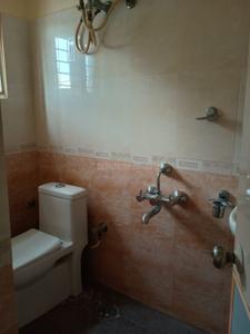 Bathroom Image of 1365 Sq.ft 3 BHK Apartment / Flat for rent in Siddanna Layout Bengaluru for Rs. 41000