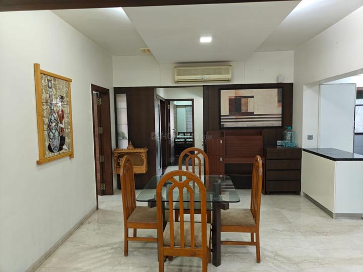 Madhav Oeuvre 3 Main Image 1