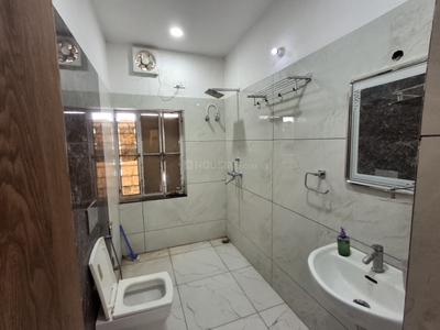 Bathroom Image of 2000 Sq.ft 2 BHK Builder Floor for rent in Mansarovar Jaipur for Rs. 20000