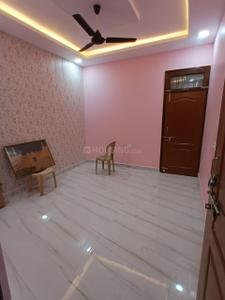 Bedroom Image of 1200 Sq.ft 2.5 BHK Independent House for rent in Gaurabagh Lucknow for Rs. 14500