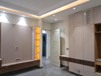 Bedroom Image of 2800 Sq.ft 4 BHK Builder Floor for sale in Paschim Vihar New Delhi for Rs. 62500000