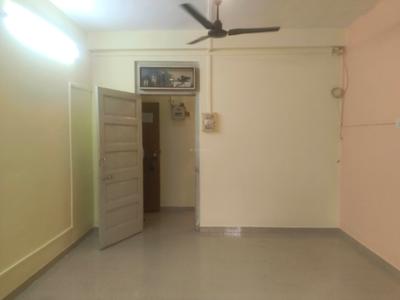 Living Room Image of 700 Sq.ft 2 BHK Apartment / Flat for rent in Suyog Apartments, Dahisar West Mumbai for Rs. 42000