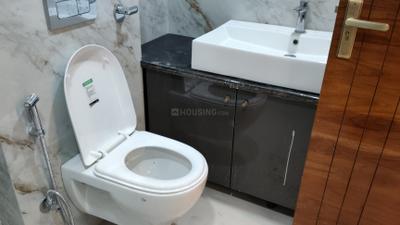 Image of 2000 Sq.ft 4 BHK Apartment / Flat for sale in Vasant Kunj, New Delhi for Rs. 17500000