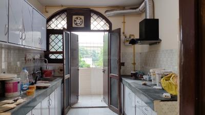 Kitchen Image of 2000 Sq.ft 3 BHK Apartment / Flat for rent in Assotech Yarrow Apartments, Sector 62 Noida for Rs. 45000