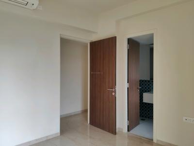 Bedroom Image of 2500 Sq.ft 4 BHK Apartment / Flat for sale in Lodha Sterling, Thane West Thane for Rs. 40000000