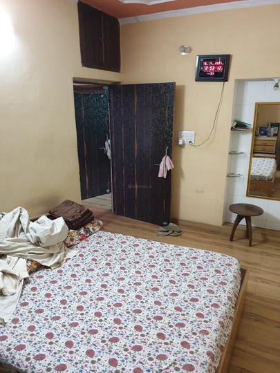 Dda flats Mayur vihar phase 2 Bedroom 1