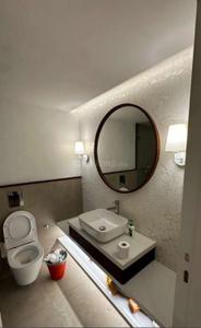 Bathroom Image of 5500 Sq.ft 6 BHK Villa for sale in Juhu Mumbai for Rs. 750000000