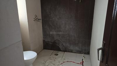 Image of 1040 Sq.ft 2 BHK Apartment / Flat for rent in Saviour Greenisle, Crossings Republik, Ghaziabad for Rs. 18000