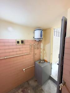 Bathroom Image of 600 Sq.ft 2 BHK Independent House for rent in BEML Nagar Mysore for Rs. 8000