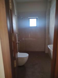 Bathroom Image of 1950 Sq.ft 3 BHK Apartment / Flat for rent in Saheed Nagar Bhubaneswar for Rs. 35000