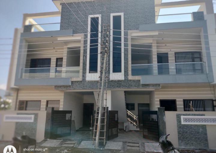 VIVAAN ASSOCIATES Main Image 1