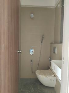 Common Bathroom Image of 500 Sq.ft 1 BHK Apartment / Flat for sale in DEM Icon, Kandivali West Mumbai for Rs. 11500000