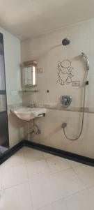Bathroom Image of 750 Sq.ft 2 BHK Apartment / Flat for rent in Runwal Centre, Chembur Mumbai for Rs. 85000