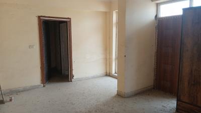 Bedroom Image of 4580 Sq.ft 4.5 BHK Penthouse for sale in Cosmos Golden Heights, Crossings Republik Ghaziabad for Rs. 17900000
