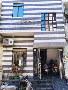 Image of 500 Sq.ft 4 BHK Independent House for sale in Lohamandi, Agra for Rs. 4000000