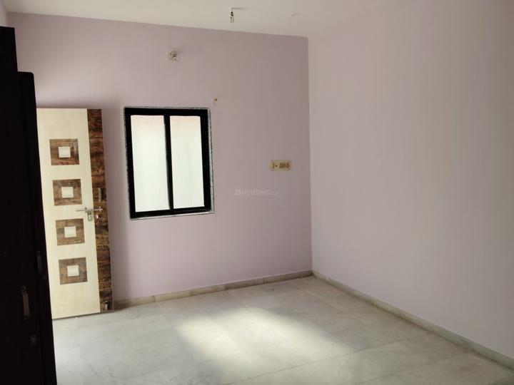 Dhaval giri Society Bedroom 1