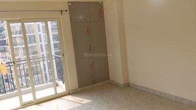 Bedroom Image of 1495 Sq.ft 2.5 BHK Apartment / Flat for rent in Panchsheel Wellington, Crossings Republik Ghaziabad for Rs. 24000